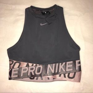 Nike Active Top NWOT